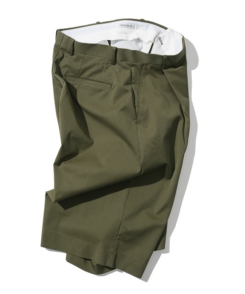 [인템포무드] One Tuck Cotton Bermuda Pants_Mountain Khaki